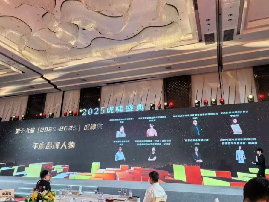 17526536023831752a7q.jpeg 03.jpeg